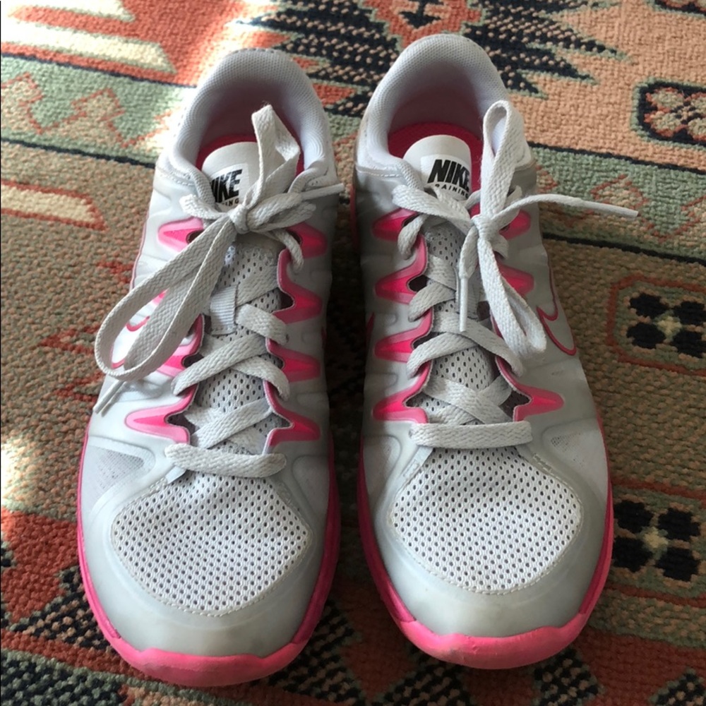 Nike fitsole pink sneakers great condition 7.5